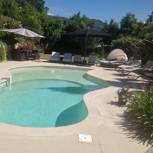 https://villa-des-2ll.fr-provencehotel.com